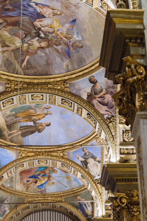 Santa Margherita Ligure Main Church Interior detail