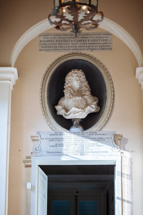 Interior Detail Villa Durazzo