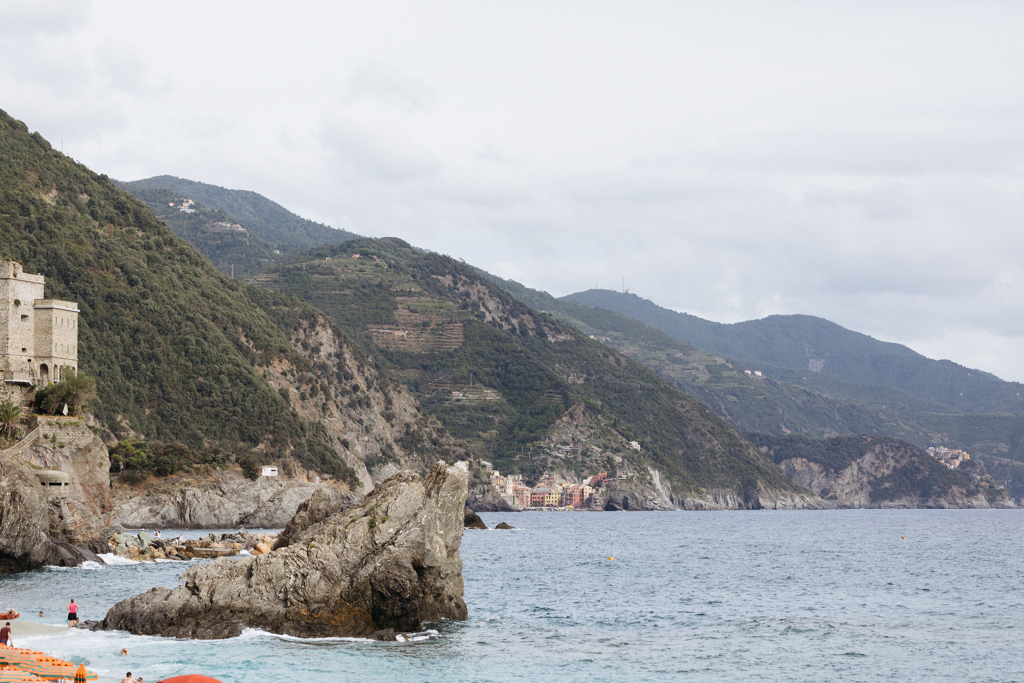 Cinqueterre Ligurian sea Monterosso Luca Vieri wedding photographer