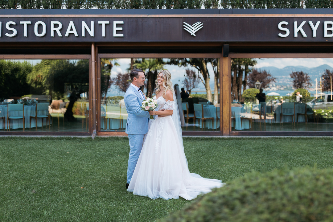 Wedding first look Hotel La Palma Stresa Lake Maggiore Luca Vieri Photographer