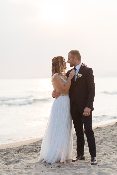 Sposi Sabbia Forte dei Marmi Luca Vieri fotografo Matrimonio Versilia